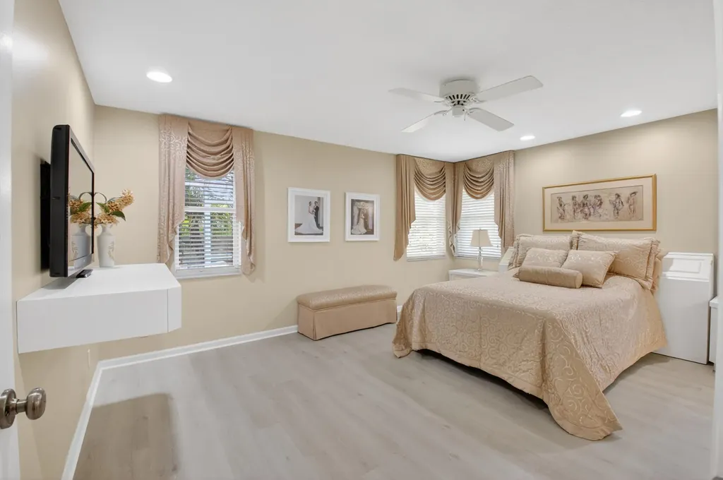 5590 Royal Lake Circle Boynton Beach FL 33437