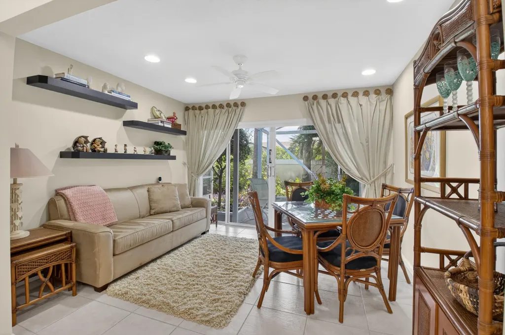 5590 Royal Lake Circle Boynton Beach FL 33437