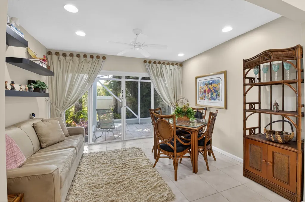5590 Royal Lake Circle Boynton Beach FL 33437