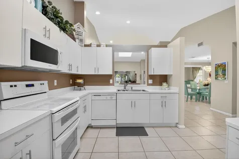 5590 Royal Lake Circle Boynton Beach FL 33437