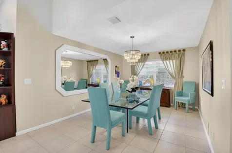 5590 Royal Lake Circle Boynton Beach FL 33437