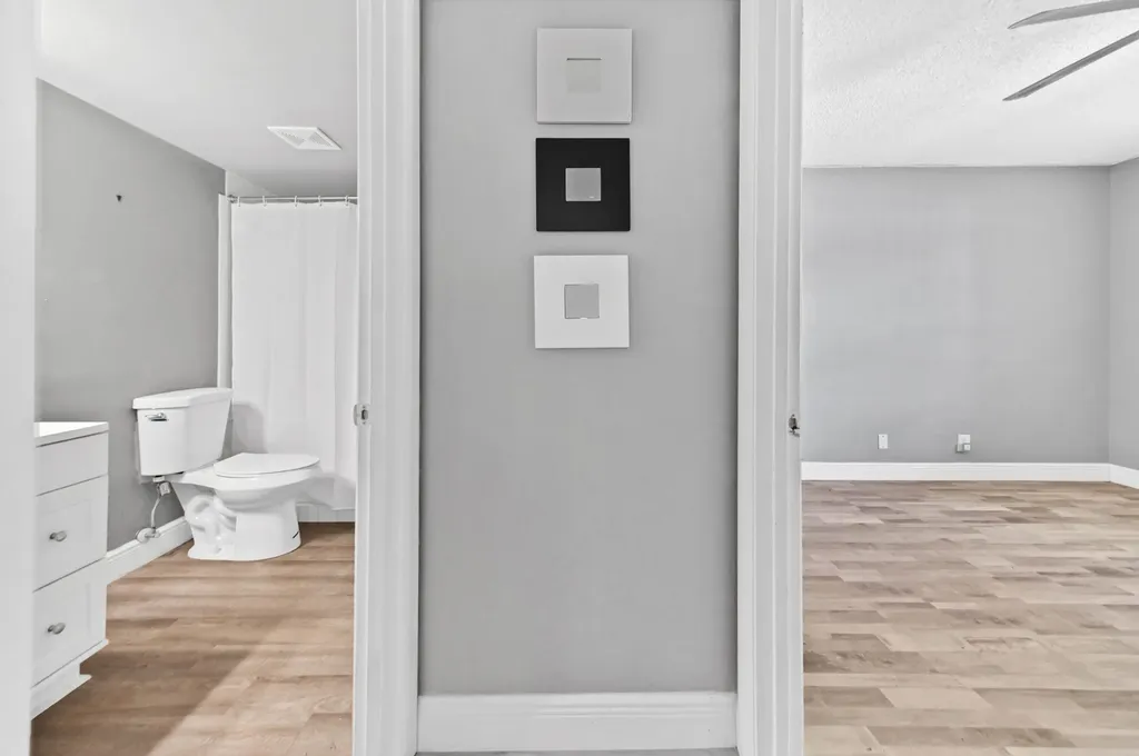 5937 Forest Hill Boulevard West Palm Beach FL 33415