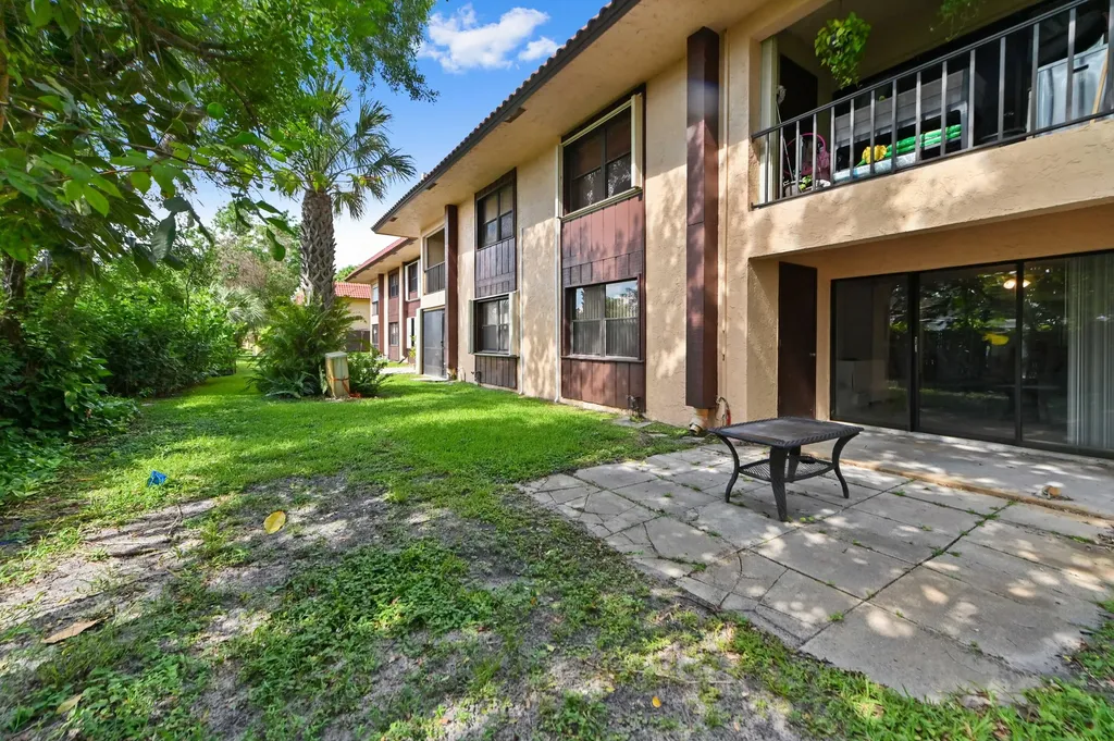 5937 Forest Hill Boulevard West Palm Beach FL 33415