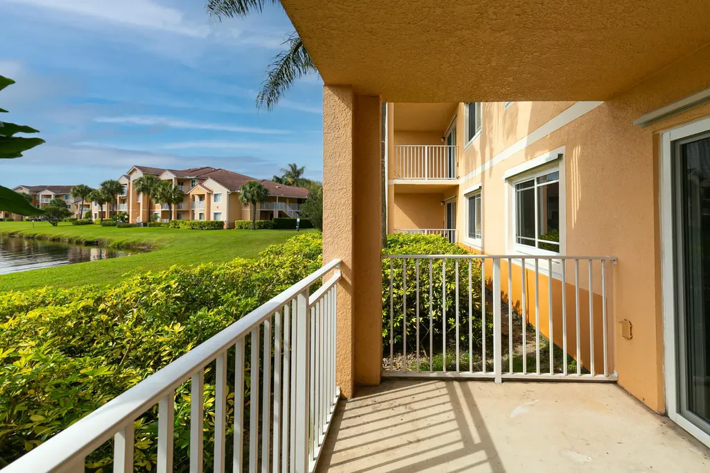 281 SW Palm Drive Port St Lucie FL 34986