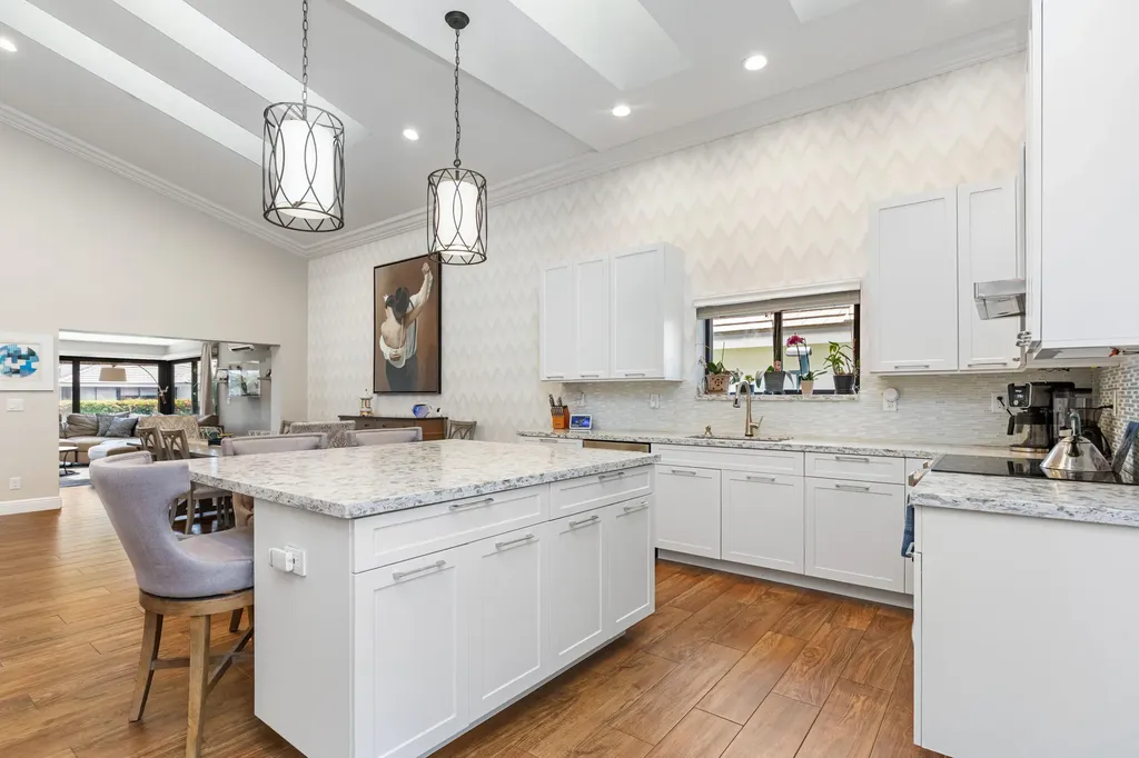 20051 Waters Edge Circle Boca Raton FL 33434