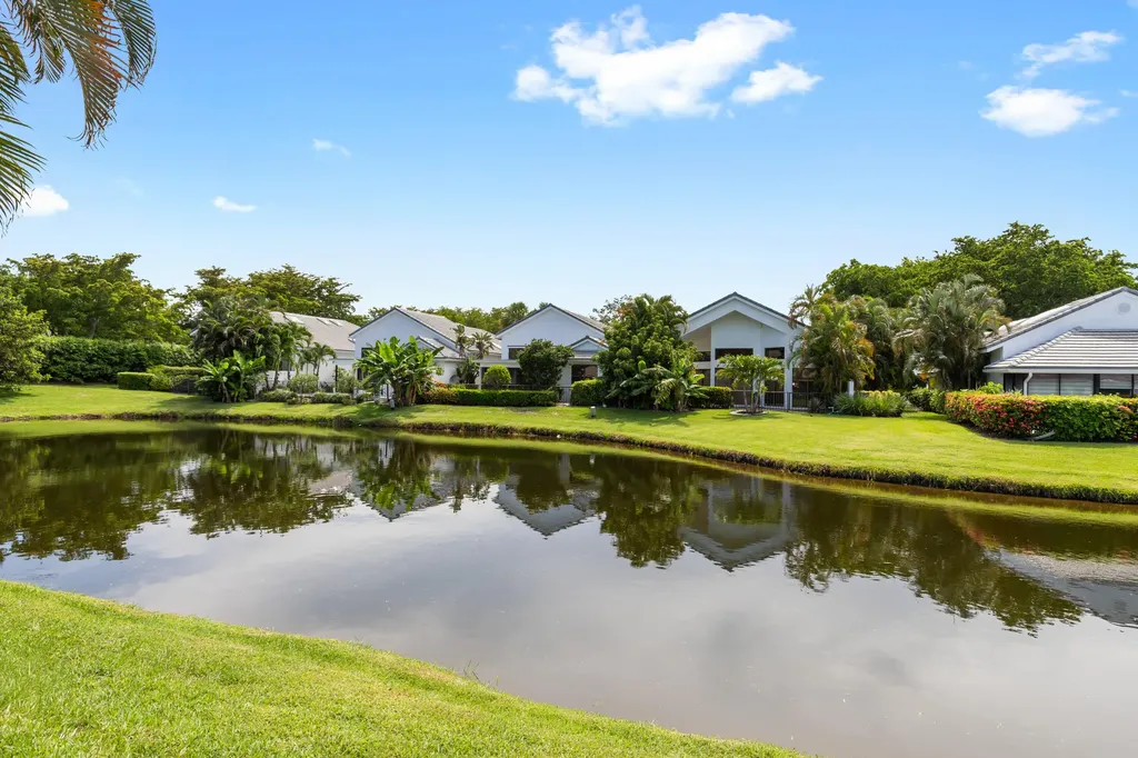 20051 Waters Edge Circle Boca Raton FL 33434