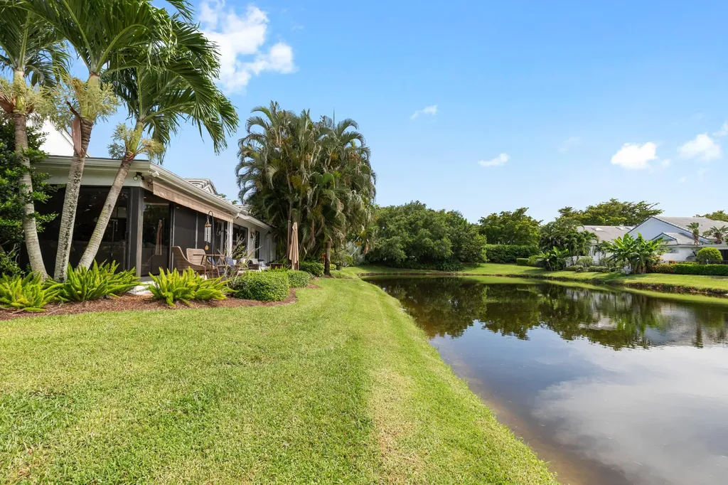 20051 Waters Edge Circle Boca Raton FL 33434