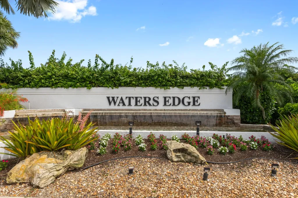 20051 Waters Edge Circle Boca Raton FL 33434