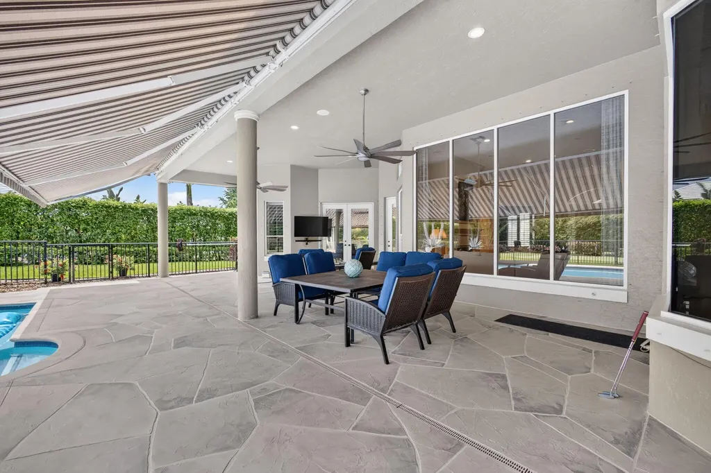 2773 Tecumseh Drive West Palm Beach FL 33409