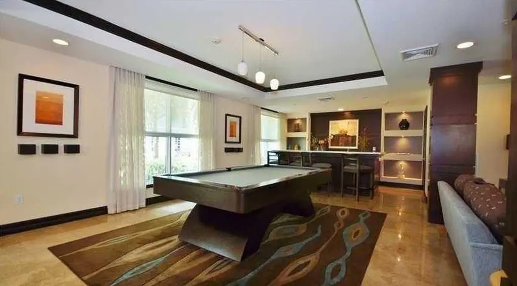 2421 NE 65th Street Fort Lauderdale FL 33308