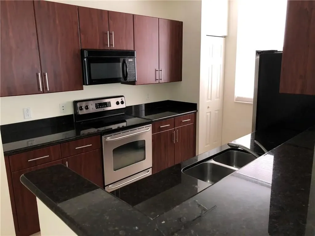 2421 NE 65th Street Fort Lauderdale FL 33308