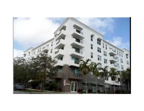 2421 NE 65th Street Fort Lauderdale FL 33308