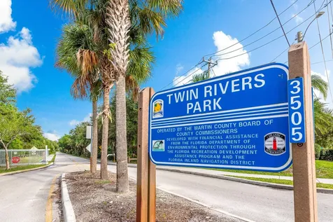 4796 SE Manatee Terrace Stuart FL 34997