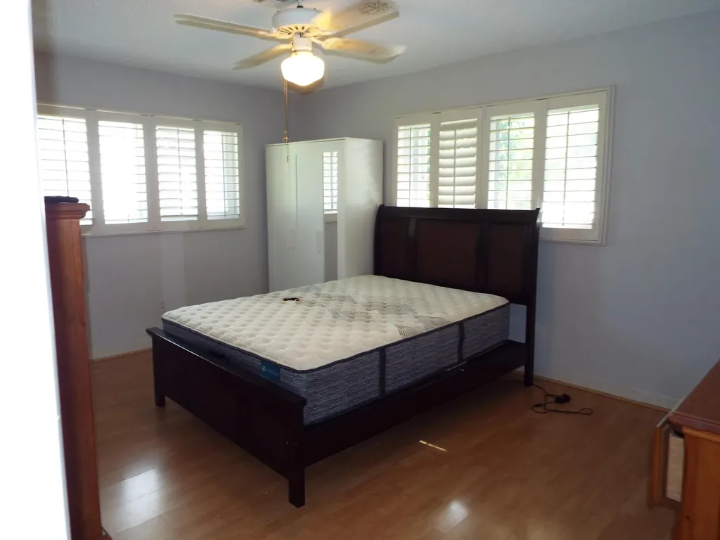 490 SE 3rd Avenue Pompano Beach FL 33060