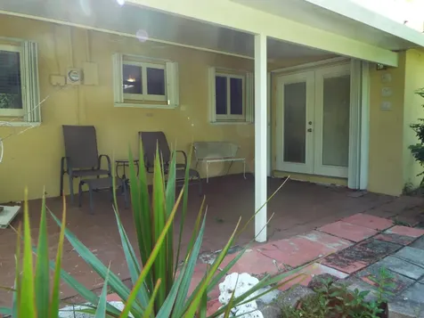 490 SE 3rd Avenue Pompano Beach FL 33060