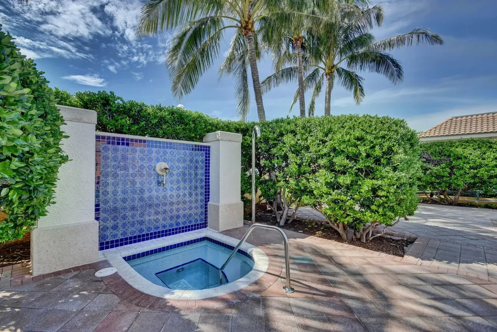 403 S Sapodilla Avenue West Palm Beach FL 33401