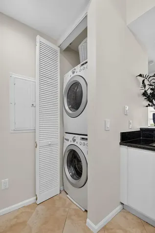 403 S Sapodilla Avenue West Palm Beach FL 33401
