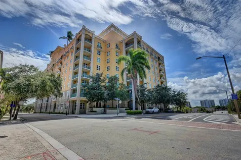 403 S Sapodilla Avenue West Palm Beach FL 33401