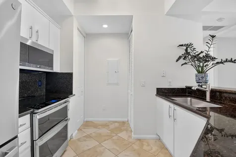 403 S Sapodilla Avenue West Palm Beach FL 33401