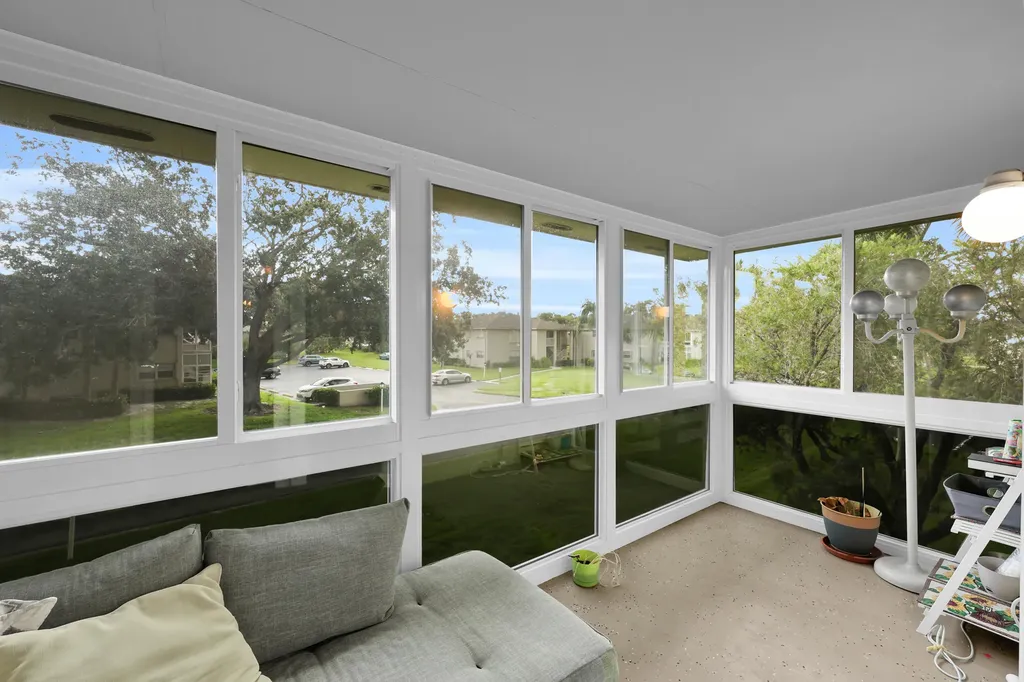 31 Lake Vista Trail Port St Lucie FL 34952