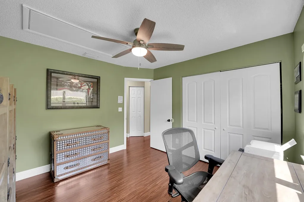 8670 NW 56th Street Coral Springs FL 33067