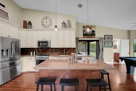 8670 NW 56th Street Coral Springs FL 33067