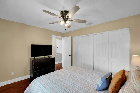 8670 NW 56th Street Coral Springs FL 33067