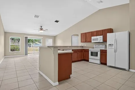 522 SW Mccomb Avenue Port St Lucie FL 34953