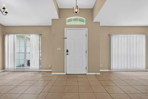 522 SW Mccomb Avenue Port St Lucie FL 34953