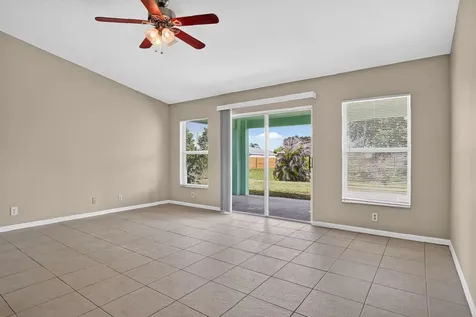 522 SW Mccomb Avenue Port St Lucie FL 34953
