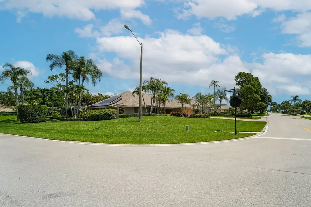 6499 Brandon Street Palm Beach Gardens FL 33418