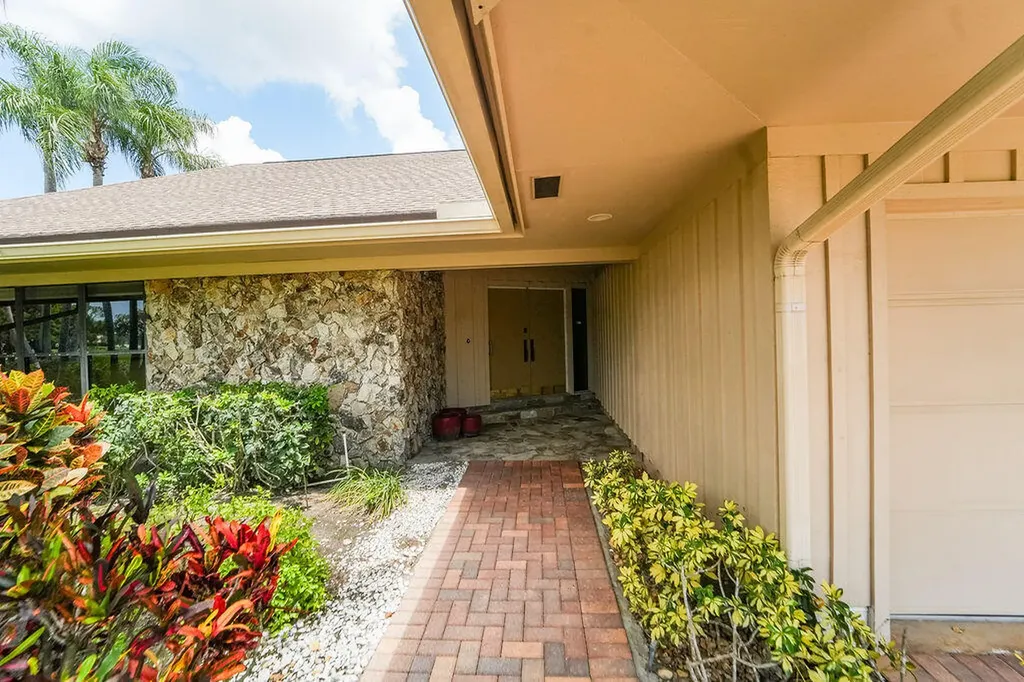 6499 Brandon Street Palm Beach Gardens FL 33418