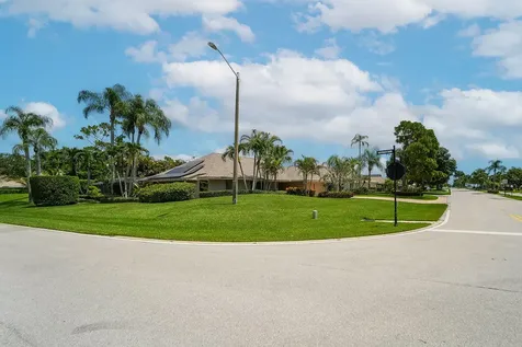 6499 Brandon Street Palm Beach Gardens FL 33418