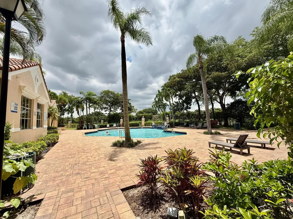 1739 Village Boulevard West Palm Beach FL 33409