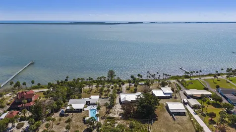4003 S Indian River Drive Fort Pierce FL 34982