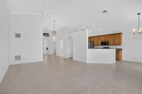 19303 SW 60th Court Pembroke Pines FL 33332