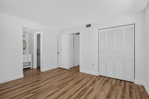 2141 NE 42nd Street Lighthouse Point FL 33064