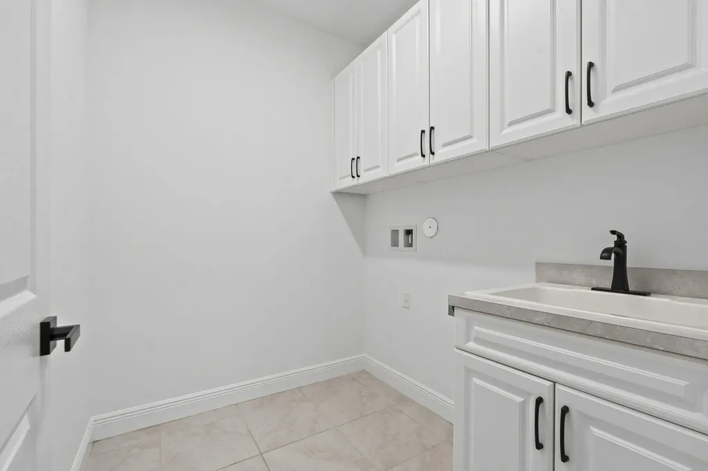 4497 SW Farmington Street Port St Lucie FL 34953