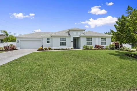 4497 SW Farmington Street Port St Lucie FL 34953