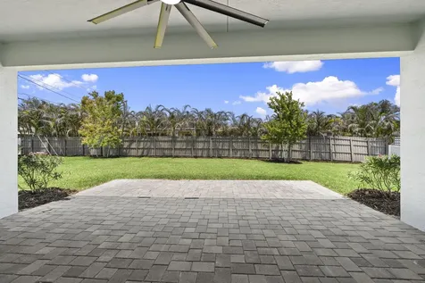 4497 SW Farmington Street Port St Lucie FL 34953