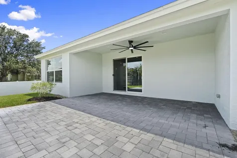 4497 SW Farmington Street Port St Lucie FL 34953