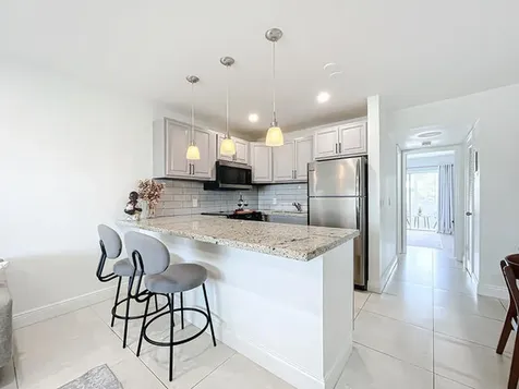410 Chatham T West Palm Beach FL 33417