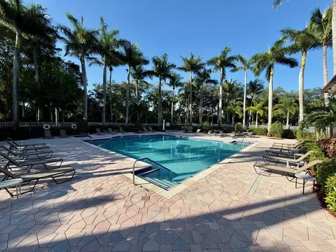 8302 Vía Serena Boca Raton FL 33433