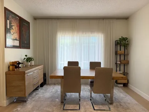 8302 Vía Serena Boca Raton FL 33433
