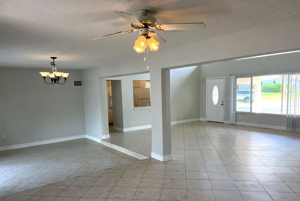 420 NE 24th Street Boca Raton FL 33431