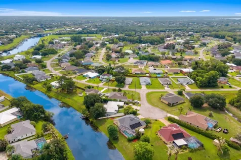301 SW Buzby Court Port St Lucie FL 34953