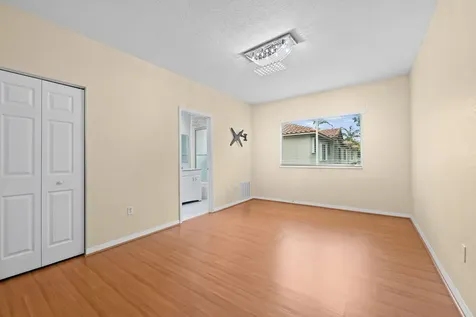 7920 Catalina Circle Tamarac FL 33321