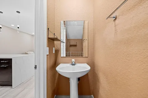 7920 Catalina Circle Tamarac FL 33321