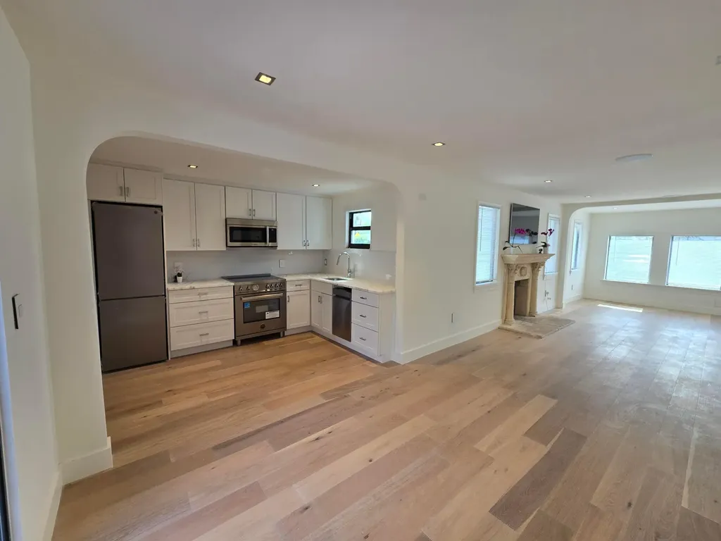 3809 S Olive Avenue West Palm Beach FL 33405