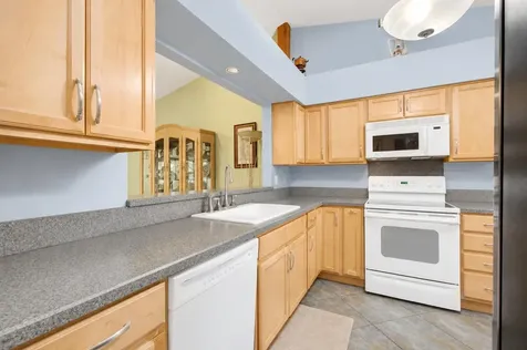 2400 SW 19th Avenue Boynton Beach FL 33426